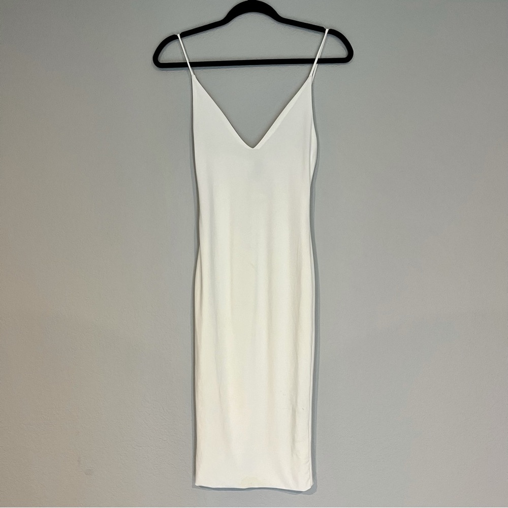 Windsor Small White Mid Length Dress plunging neckline body con new with tags